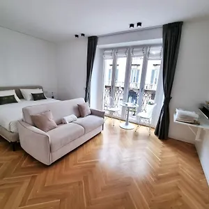 Maison d'hôtes B And G San Babila- Luxury In The Heart Of - Design District, Milan