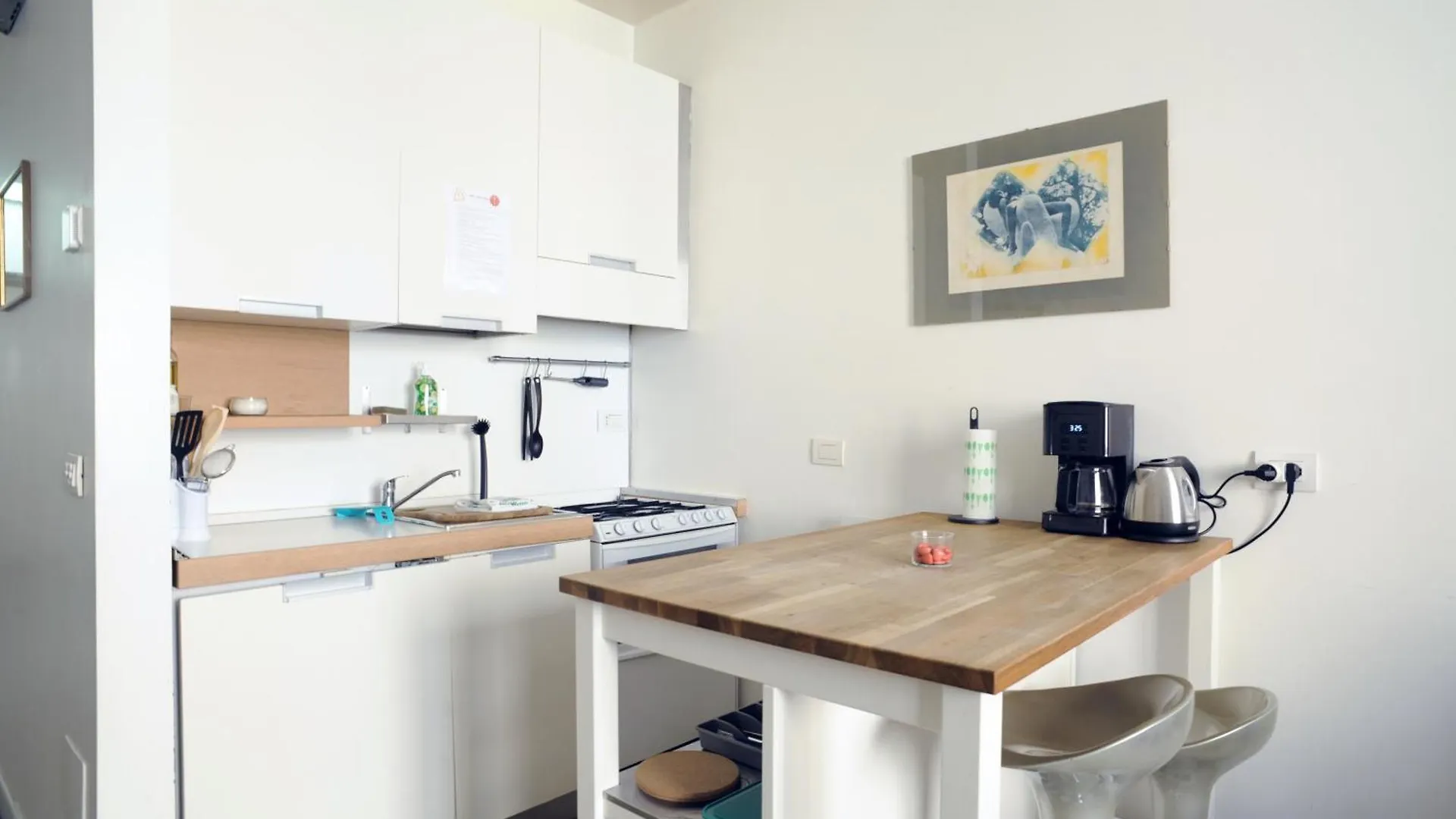 Room Sant Ambrogio With Private Terrace In Shared Flat Milan Italy