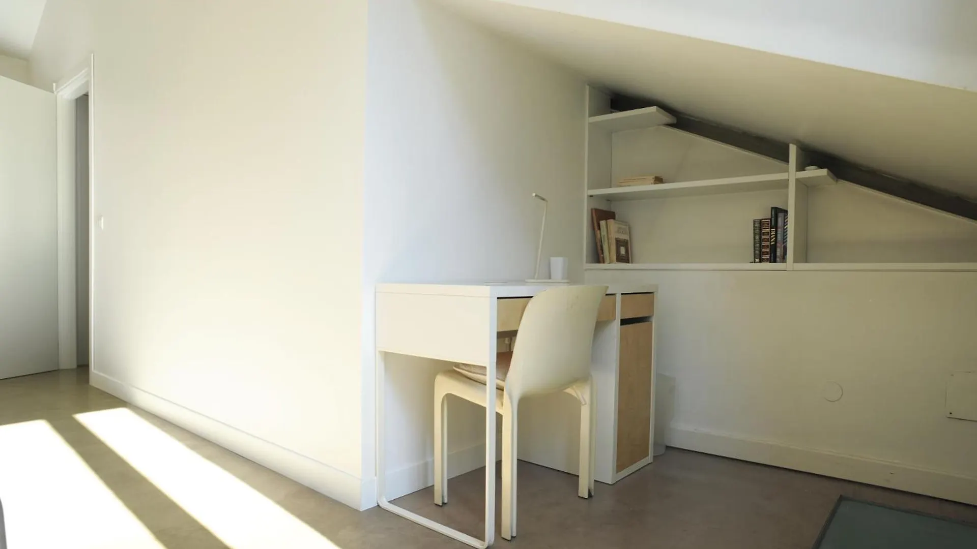 Room Sant Ambrogio With Private Terrace In Shared Flat Milan Homestay