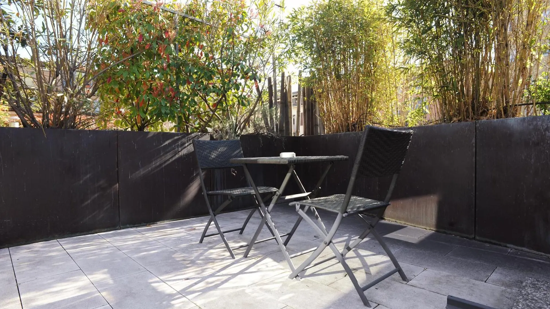 Room Sant Ambrogio With Private Terrace In Shared Flat Milan 0*,
