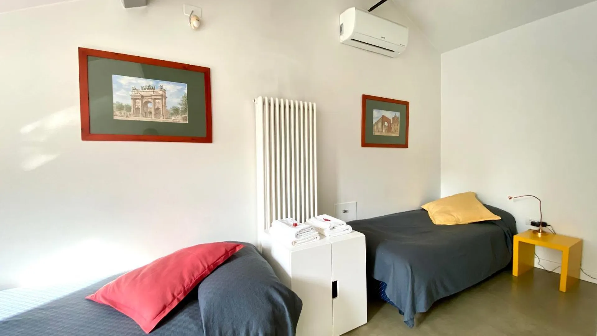 Room Sant Ambrogio With Private Terrace In Shared Flat Milan Italy